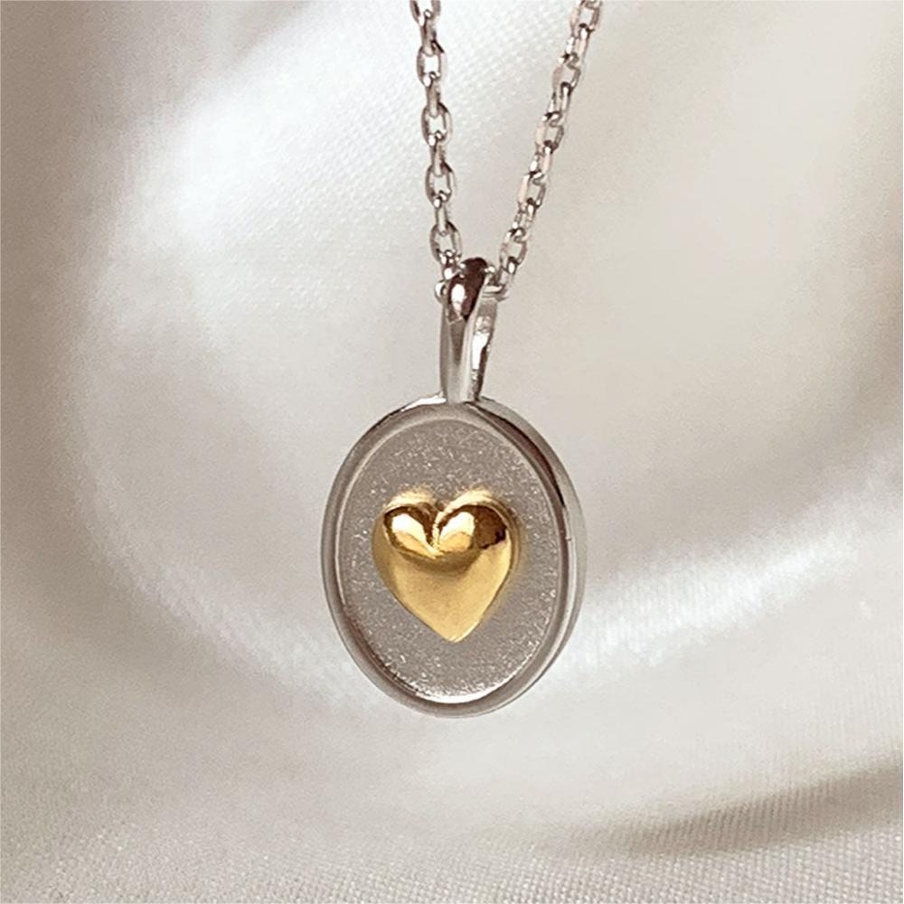 Elegancki naszyjnik serce z ponadczasowym vintage'owym wyrazem